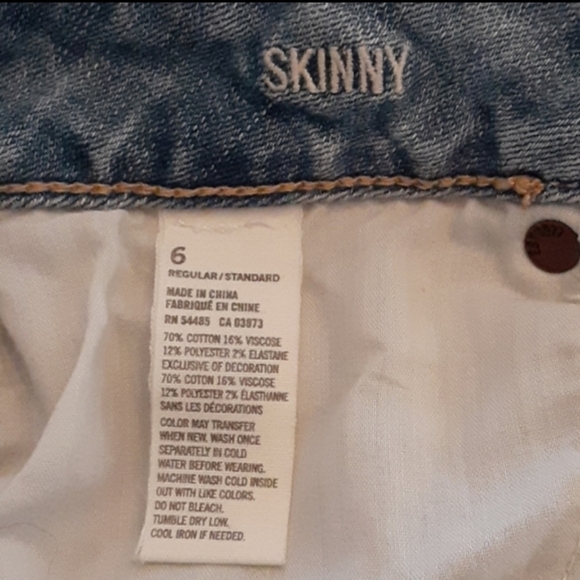 American Eagle size 6 jeans - Picture 4 of 5